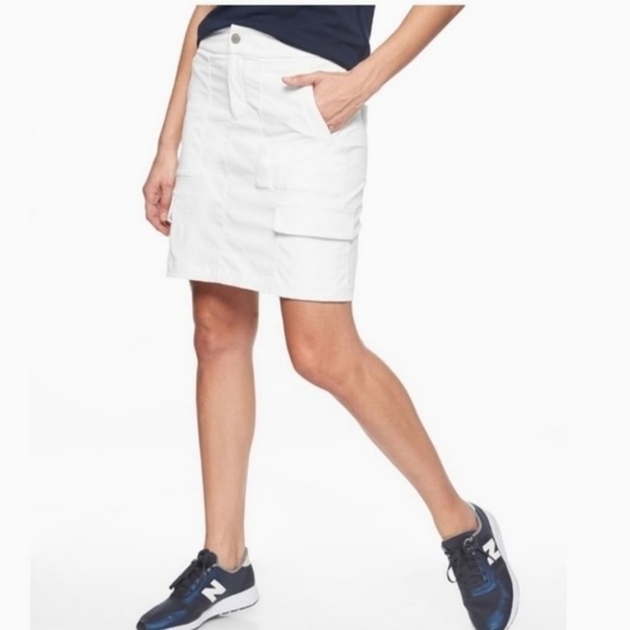 Athleta Dresses & Skirts - Athleta Trekkie Skirt With Pockets EUC size 2 adventure outdoors white skort